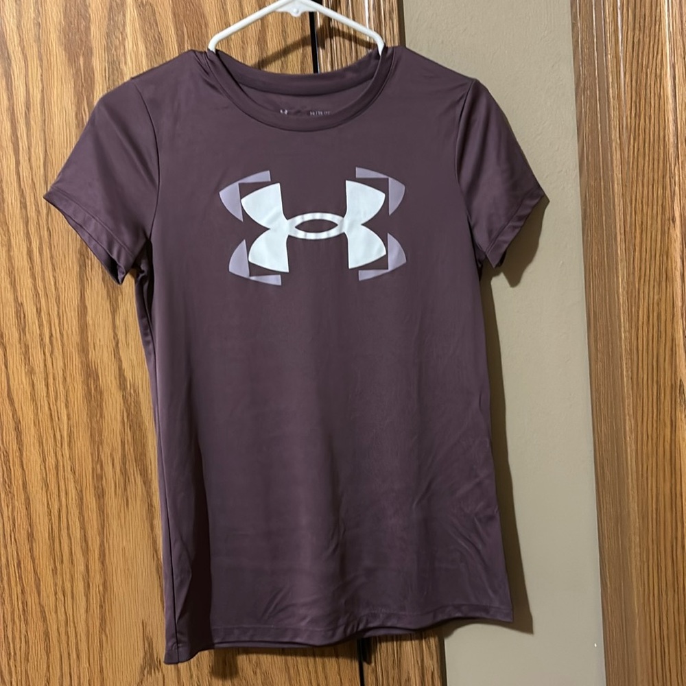 Under Armour tee shirt